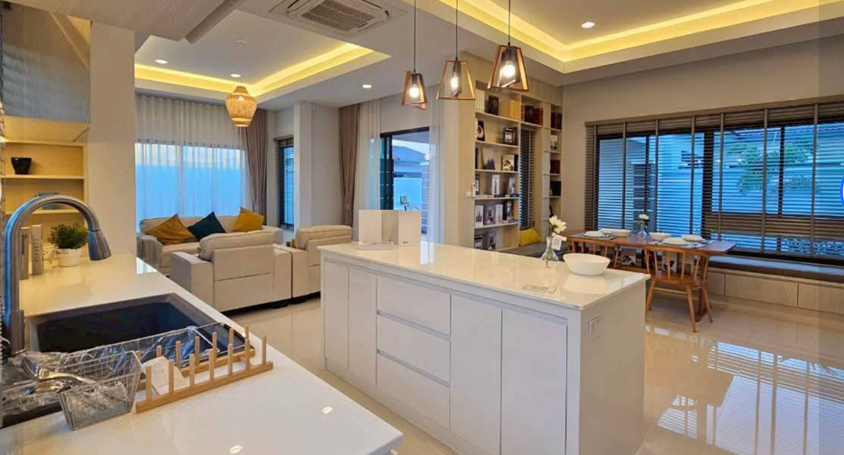 出售 3 卧室 别墅 在 Bang Lamung, Chon Buri