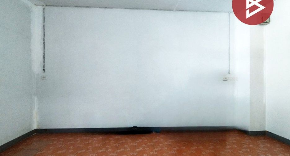 For sale 1 bed condo in Thanyaburi, Pathum Thani