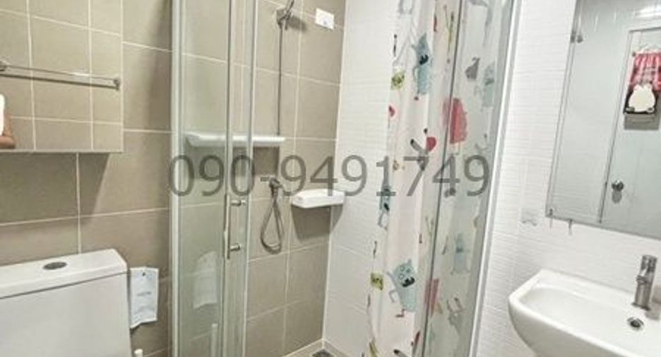 For rent 3 bedrooms townhouse in Bang Khen, Bangkok