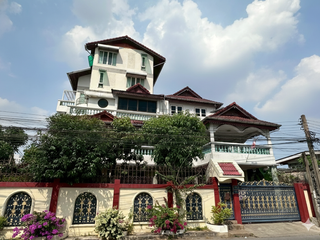 For sale 10 ベッドルーム house in Wang Thonglang, Bangkok