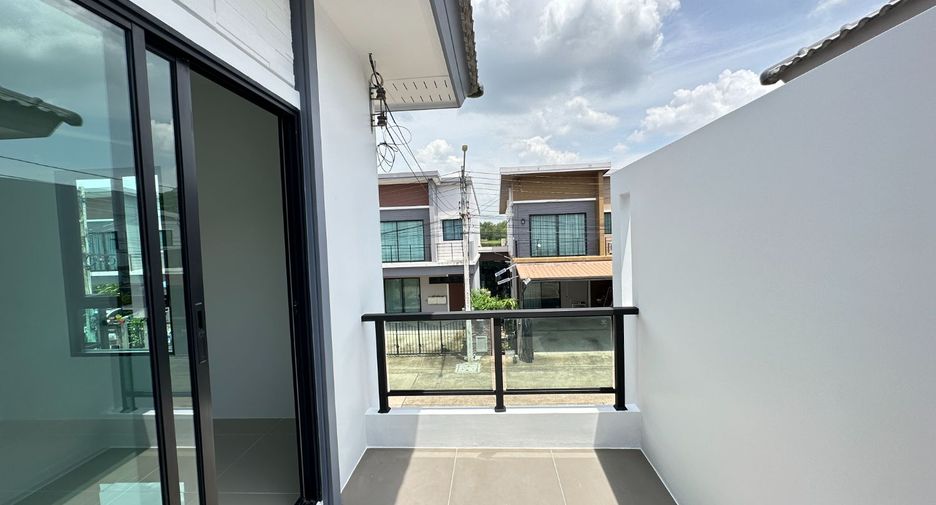 For sale 3 bedrooms house in Khlong Luang, Pathum Thani