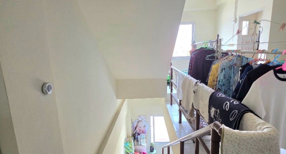 For sale 2 bedrooms retail Space in Si Racha, Chonburi