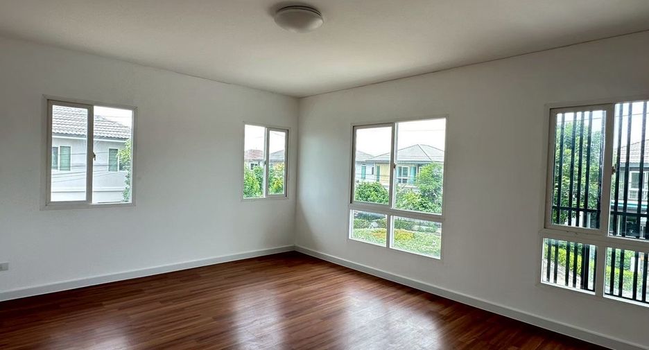Casa en venta de 3 habitaciones en Lam Luk Ka, Pathum Thani