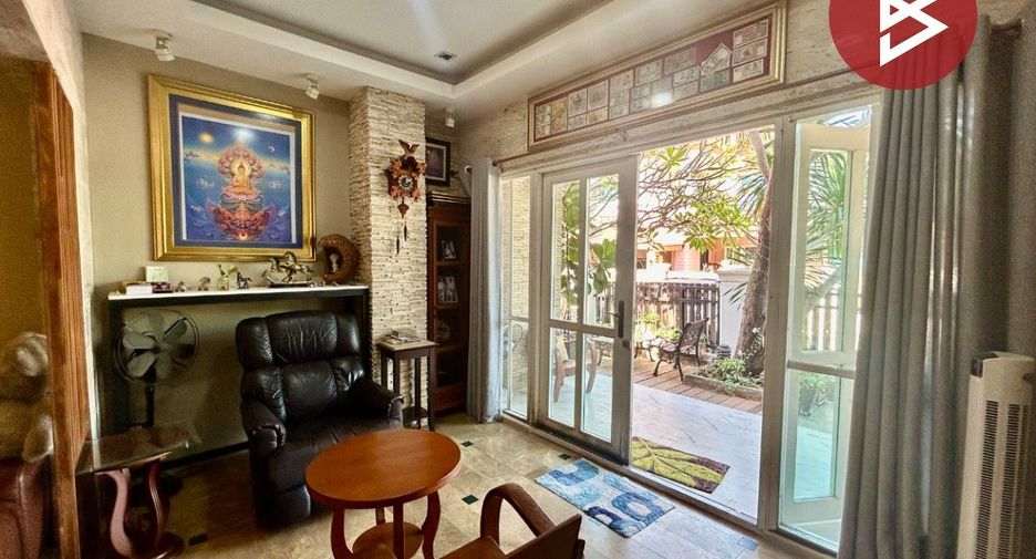 出售 4 卧室 独立屋 在 Khlong Luang, Pathum Thani
