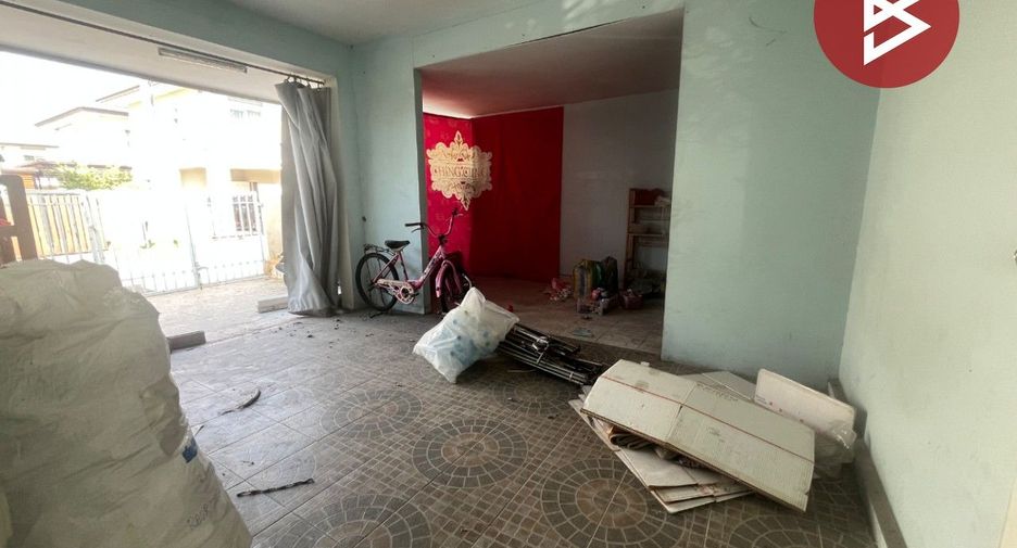 For sale 3 ベッドルーム house in Thanyaburi, Pathum Thani
