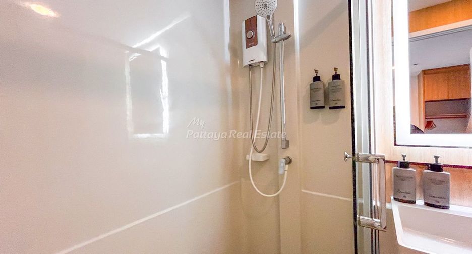 Wohnung zur Miete mit 1 Zimmer in Bang Lamung, Chonburi