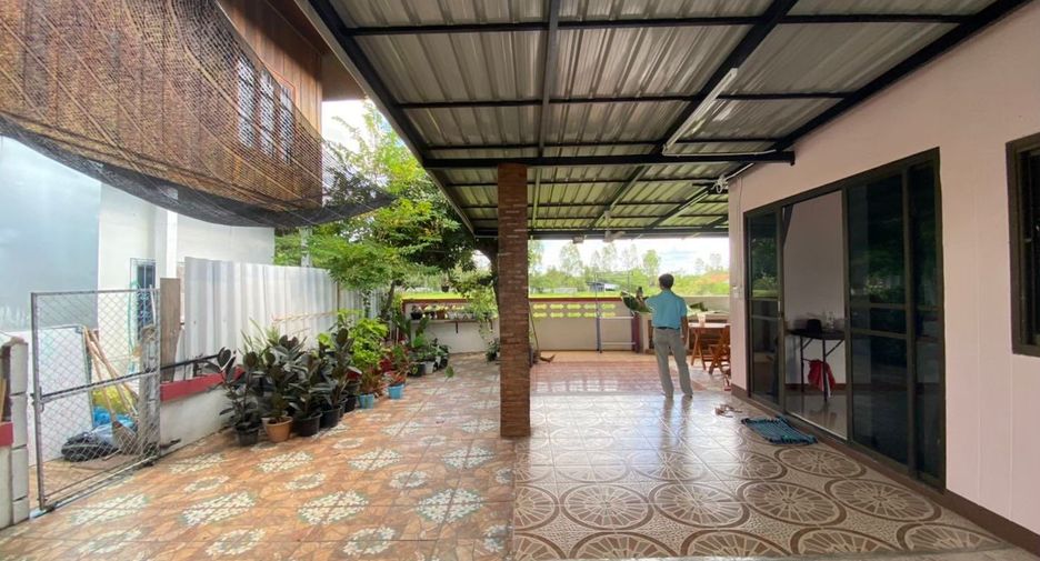 For rent 3 bedrooms house in Mueang Udon Thani, Udon Thani