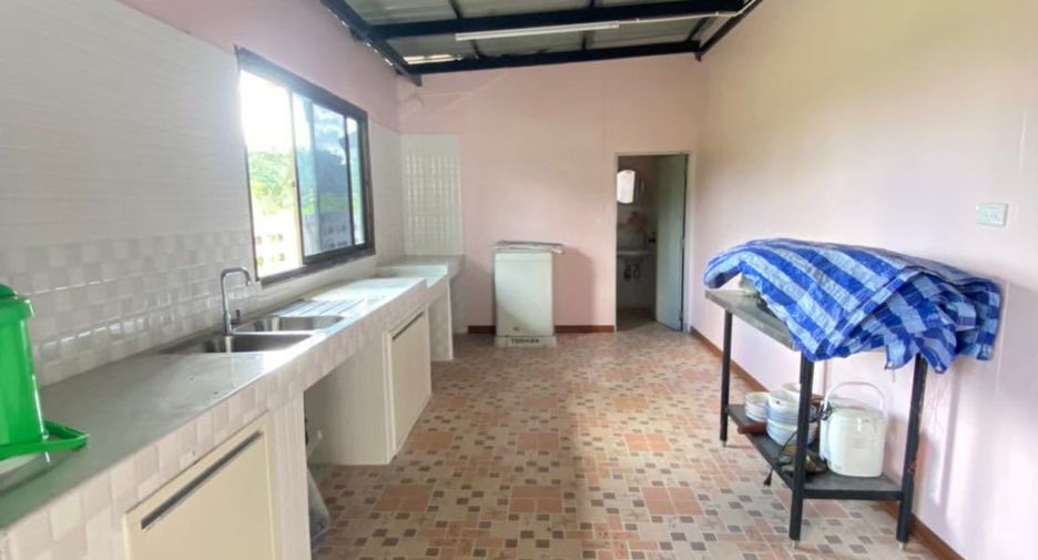 For rent 3 bedrooms house in Mueang Udon Thani, Udon Thani