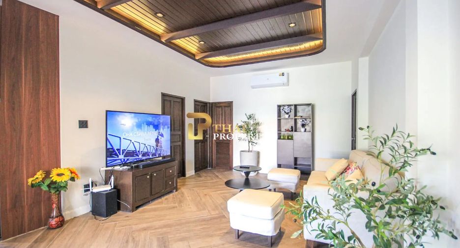 For sale 4 ベッドルーム villa in Hua Hin, Prachuap Khiri Khan
