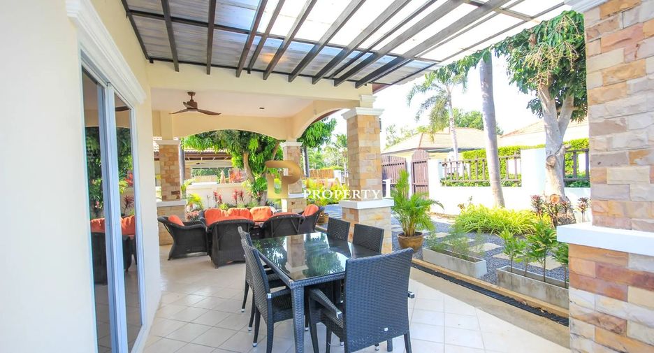 For sale 4 ベッドルーム villa in Hua Hin, Prachuap Khiri Khan