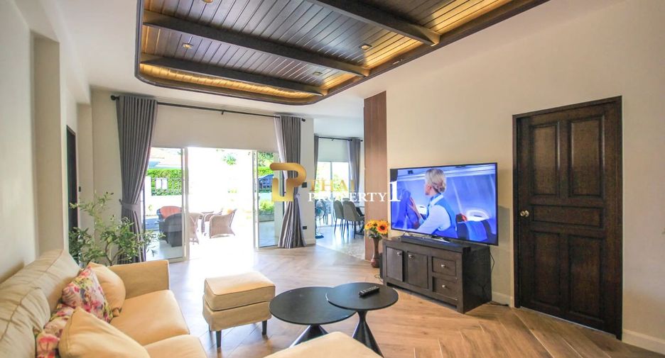 For sale 4 ベッドルーム villa in Hua Hin, Prachuap Khiri Khan