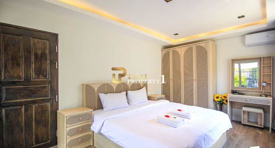 For sale 4 ベッドルーム villa in Hua Hin, Prachuap Khiri Khan