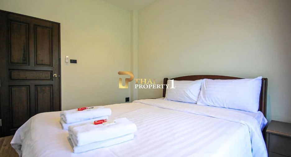 For sale 4 ベッドルーム villa in Hua Hin, Prachuap Khiri Khan
