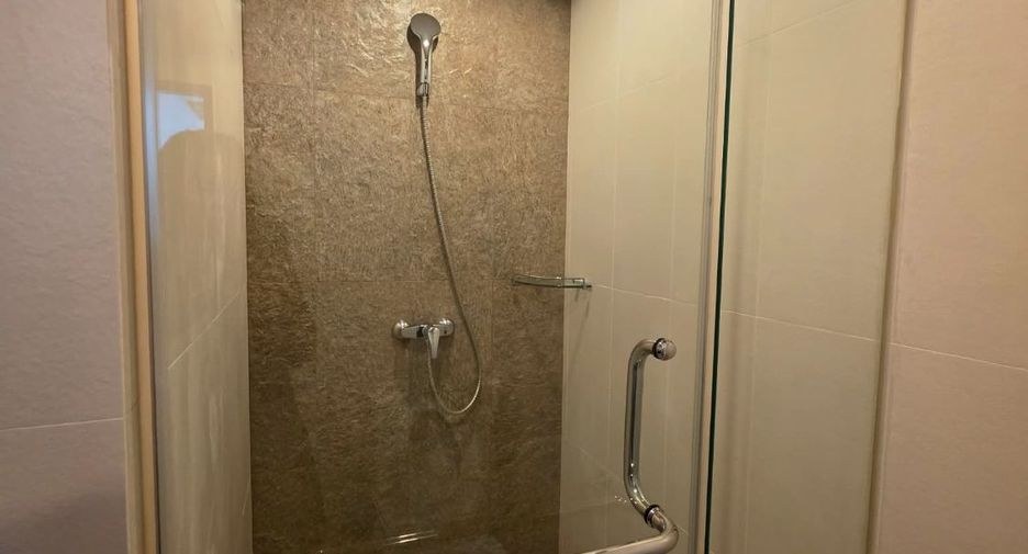 Condo en alquiler de 1 habitaciones en Bang Lamung, Chonburi