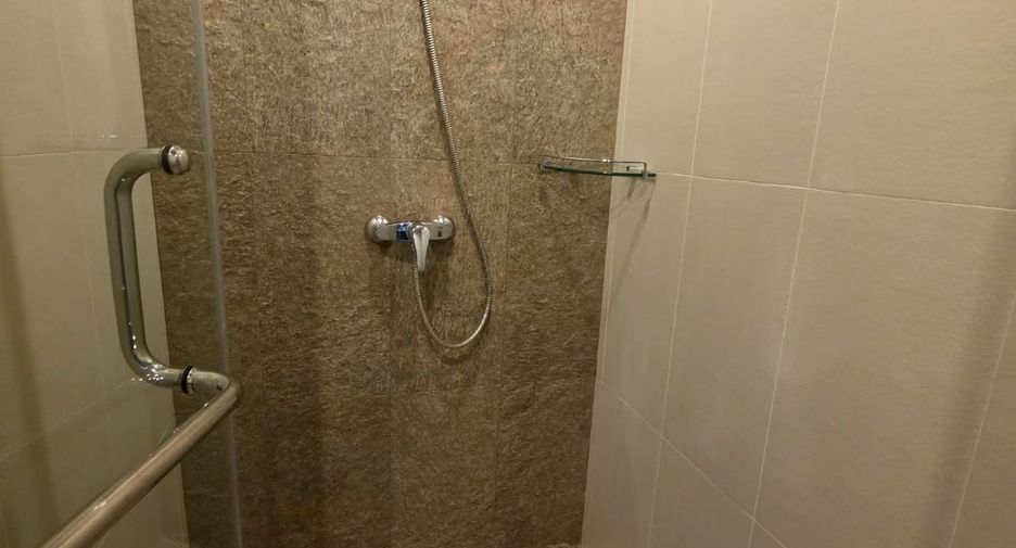 Condo en alquiler de 1 habitaciones en Bang Lamung, Chonburi