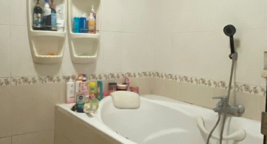 For sale 5 bedrooms retail Space in Bang Bon, Bangkok