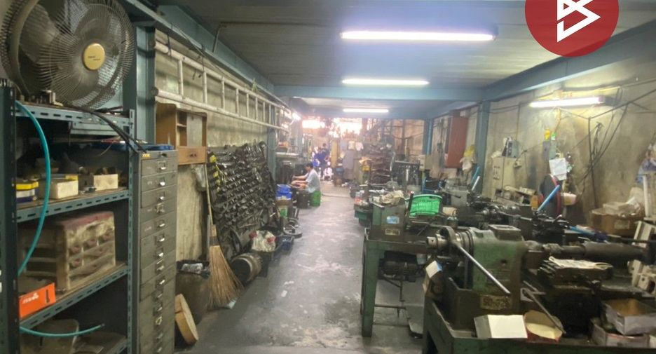 For sale 5 bedrooms retail Space in Bang Bon, Bangkok