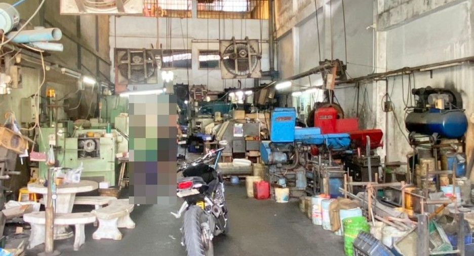 For sale 5 bedrooms retail Space in Bang Bon, Bangkok