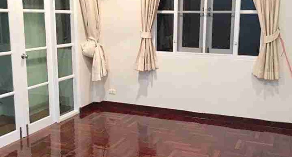 For sale 3 ベッドルーム house in Min Buri, Bangkok