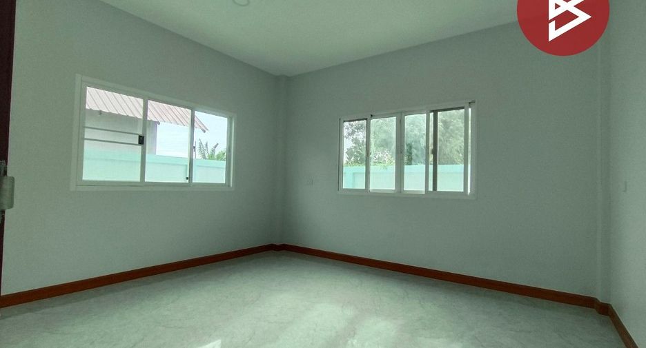 For sale 3 bedrooms house in Tha Mai, Chanthaburi