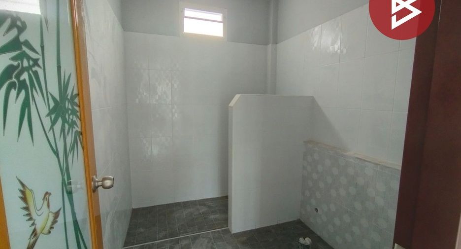 For sale 3 bedrooms house in Tha Mai, Chanthaburi