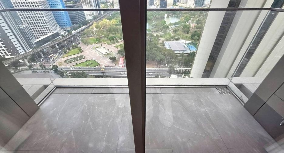 For sale 2 bedrooms condo in Bang Rak, Bangkok