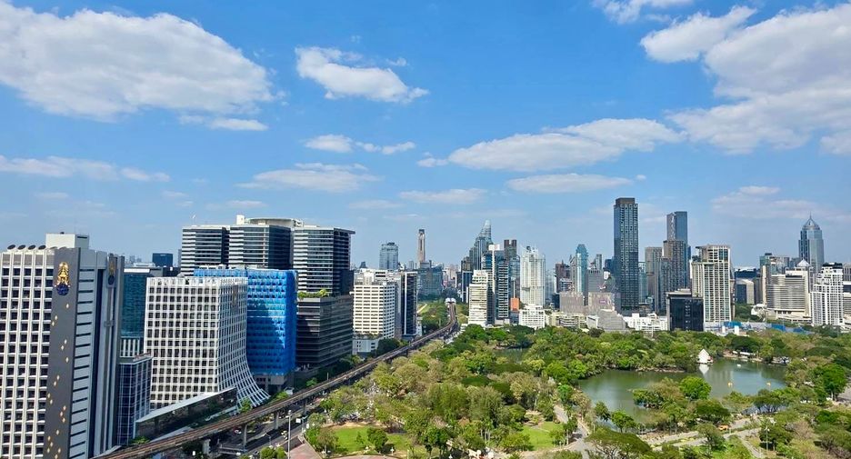 For sale 2 bedrooms condo in Bang Rak, Bangkok