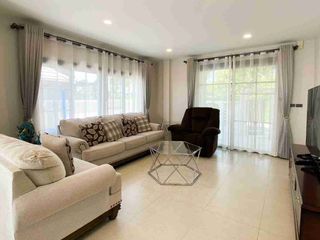 Haus zum Kauf mit 3 Zimmer in Bang Lamung, Chonburi