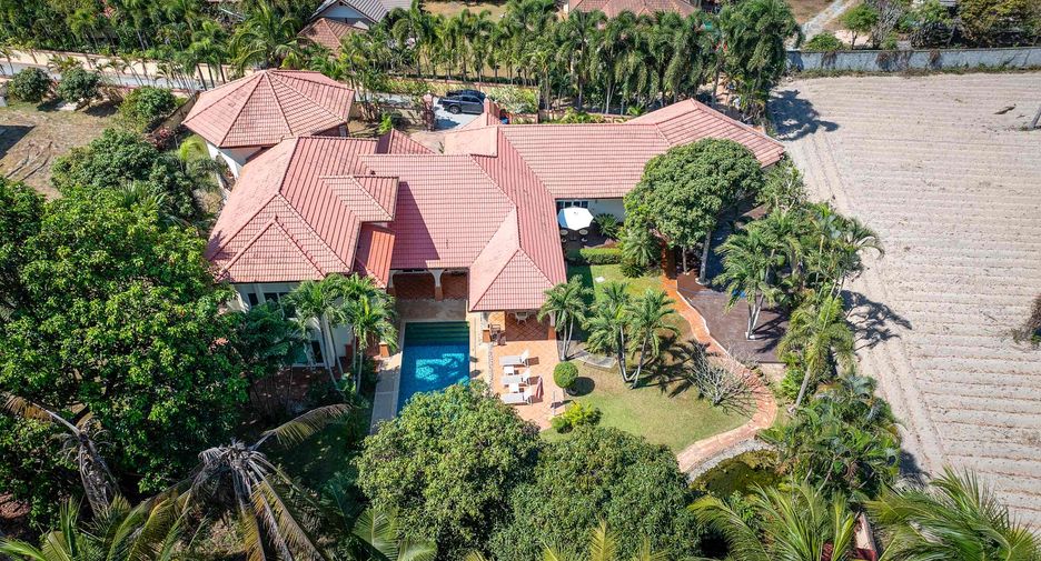 Villa zur Miete und zum Kauf mit 5 Zimmer in Bang Lamung, Chonburi
