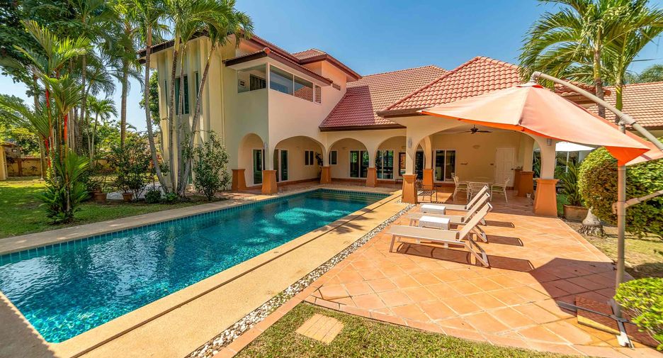 Villa zur Miete und zum Kauf mit 5 Zimmer in Bang Lamung, Chonburi