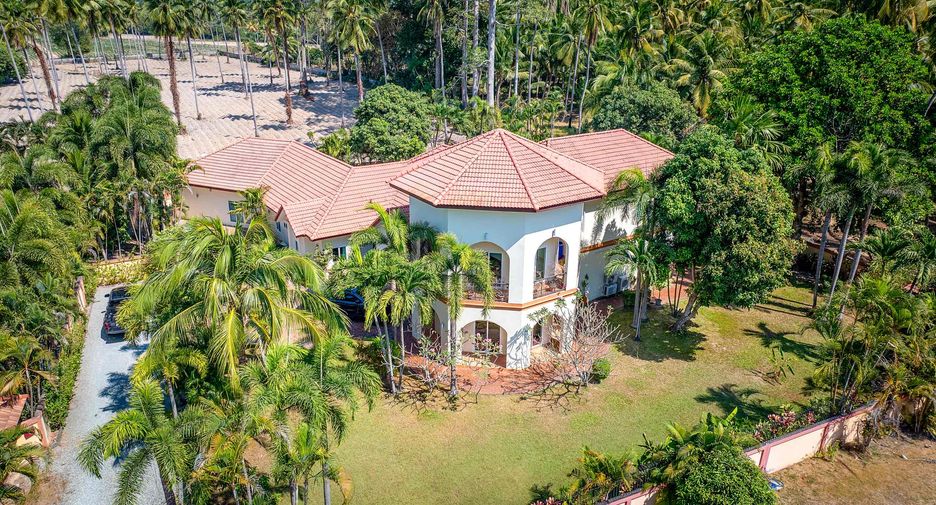 Villa zur Miete und zum Kauf mit 5 Zimmer in Bang Lamung, Chonburi