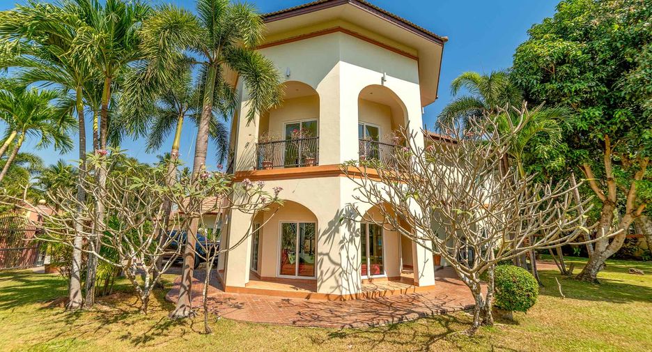 Villa zur Miete und zum Kauf mit 5 Zimmer in Bang Lamung, Chonburi