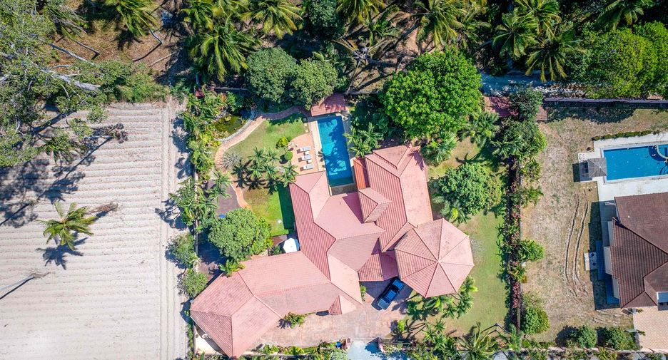 Villa zur Miete und zum Kauf mit 5 Zimmer in Bang Lamung, Chonburi