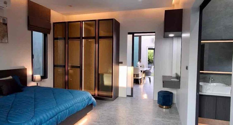 Villa zur Miete und zum Kauf mit 4 Zimmer in Bang Lamung, Chonburi