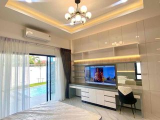 À louer et à vendre 3 chambres villa à Bang Lamung, Chonburi