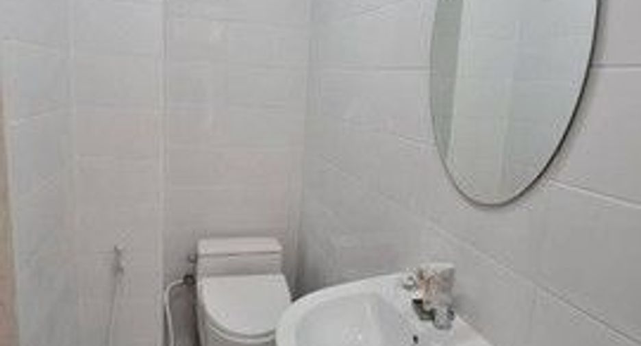 For rent 4 bedrooms townhouse in Suan Luang, Bangkok