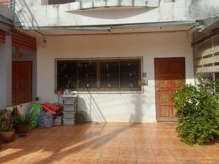 出售 1 卧室 联排别墅 在 Khlong Thom, Krabi