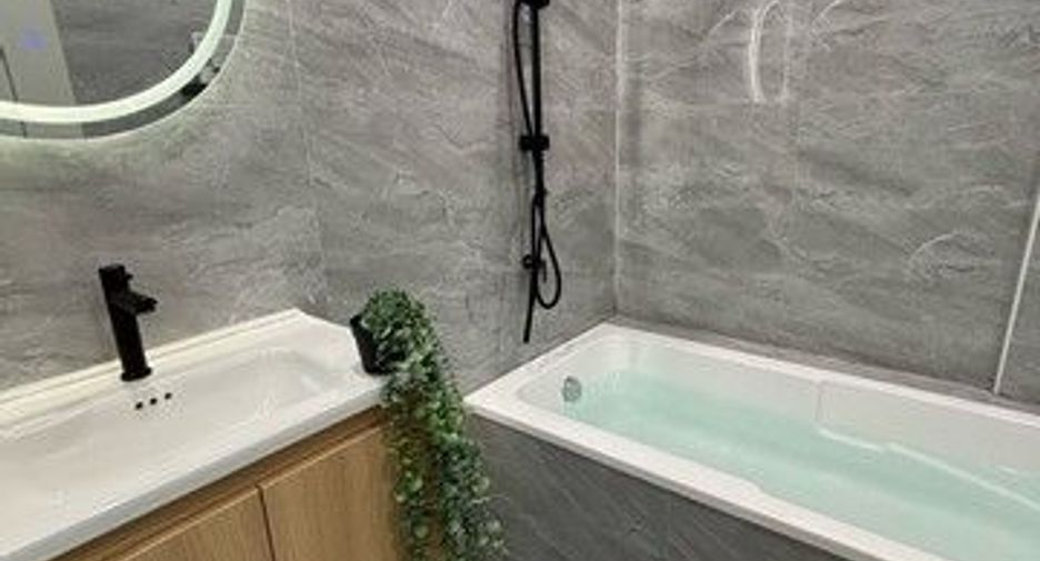 Продажа 2 спальни дом в Банг Кхун Тхиан, Бангкок