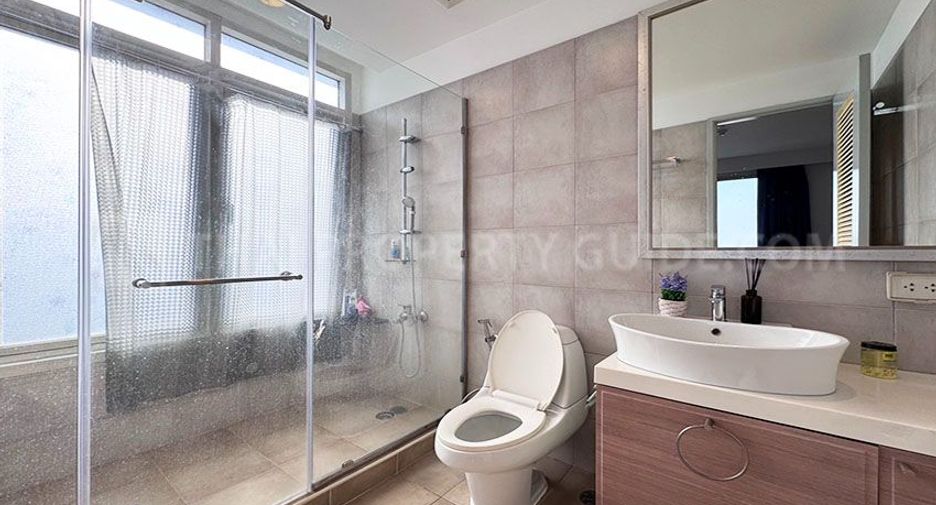Condo en alquiler de 3 habitaciones en Watthana, Bangkok