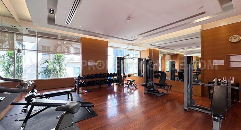 Condo en alquiler de 3 habitaciones en Watthana, Bangkok