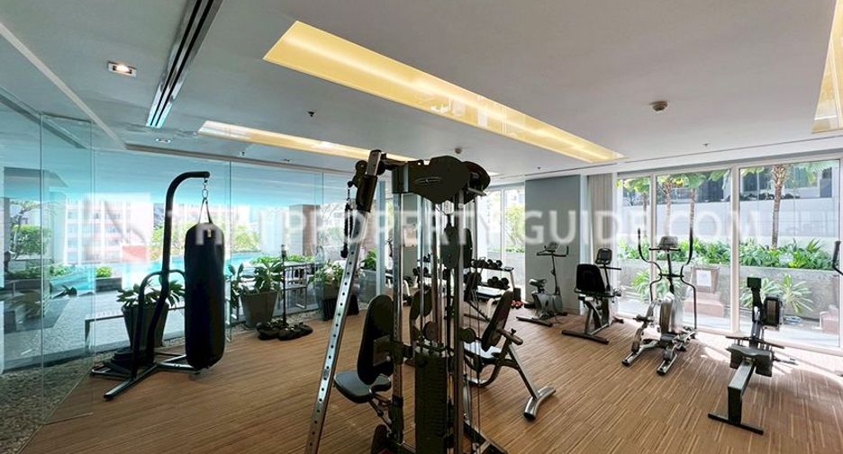 For rent 3 bedrooms condo in Khlong Toei, Bangkok