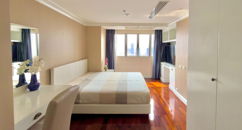 À louer 3 chambres condo à Khlong Toei, Bangkok