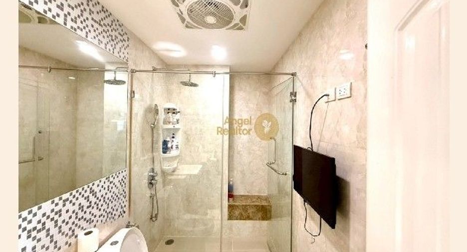 For sale 2 bedrooms condo in Pom Prap Sattru Phai, Bangkok