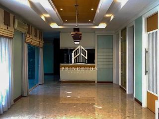 Casa en alquiler y en venta de 5 habitaciones en Mueang Samut Prakan, Samut Prakan