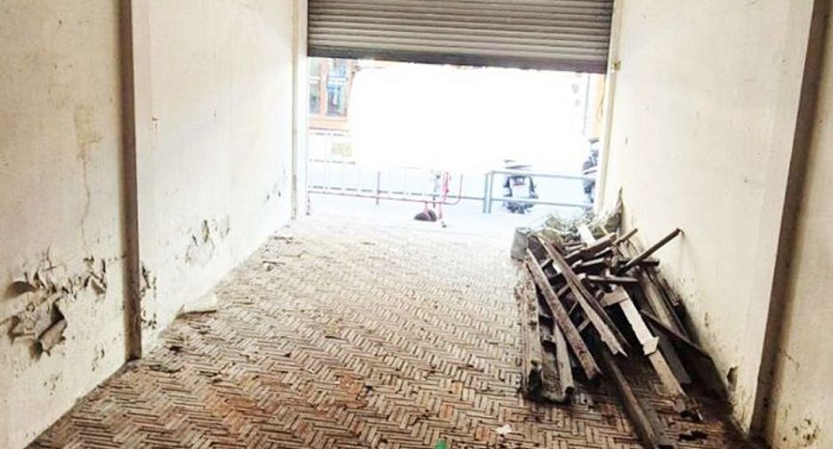 For sale 3 bedrooms retail Space in Phra Nakhon, Bangkok