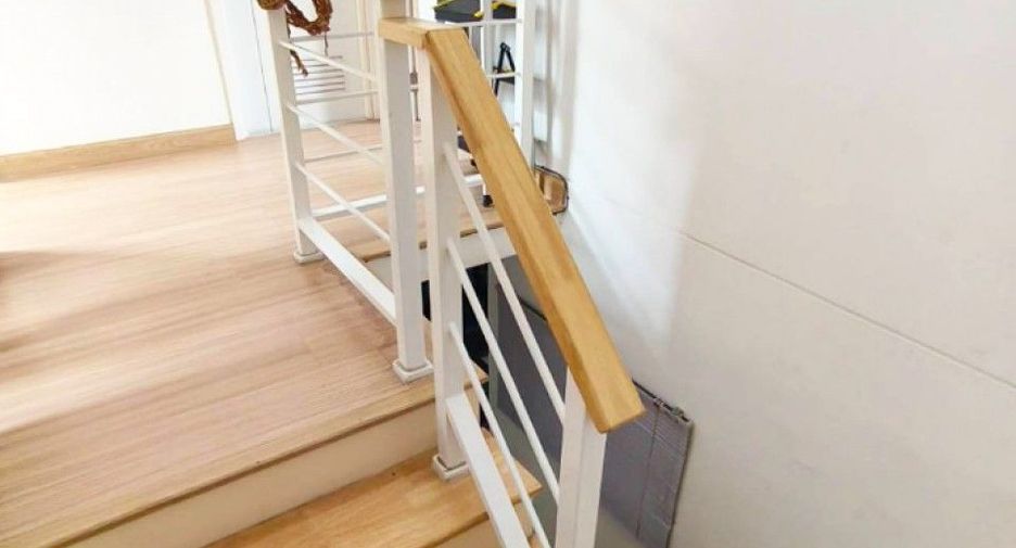 For sale 3 ベッドルーム townhouse in Mueang Samut Prakan, Samut Prakan