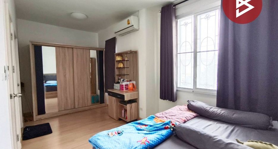 For sale 3 ベッドルーム townhouse in Mueang Samut Prakan, Samut Prakan
