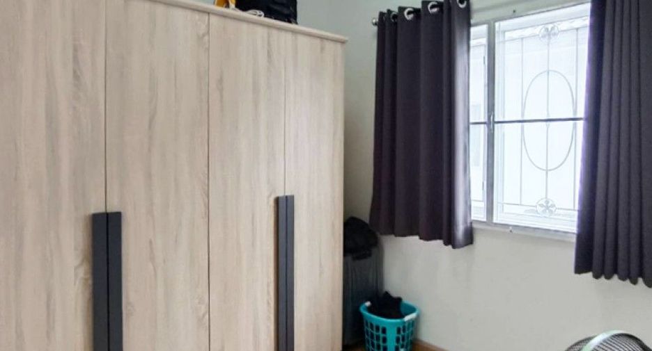 For sale 3 ベッドルーム townhouse in Mueang Samut Prakan, Samut Prakan