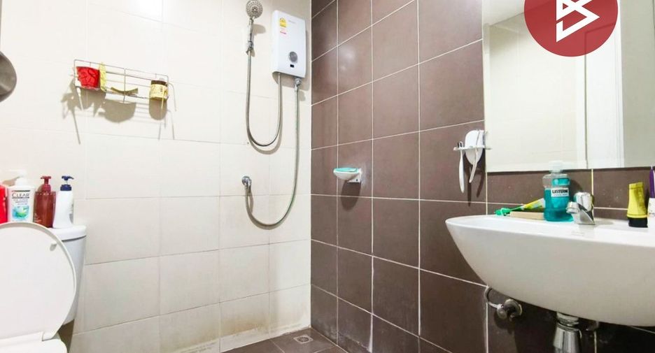 For sale 3 ベッドルーム townhouse in Mueang Samut Prakan, Samut Prakan