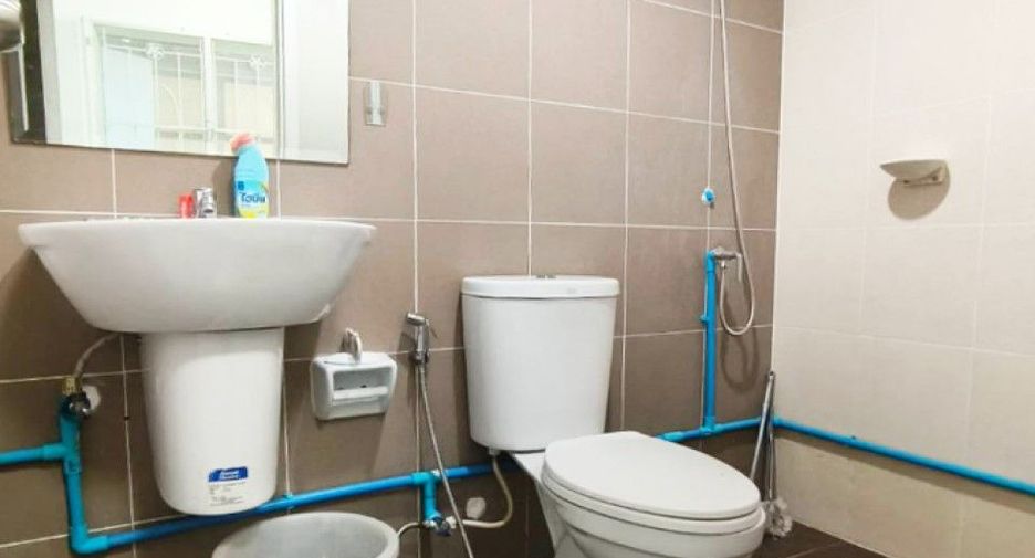 For sale 3 ベッドルーム townhouse in Mueang Samut Prakan, Samut Prakan